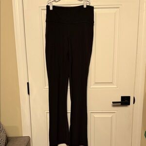 Athleta trancscend slim pant flare leg